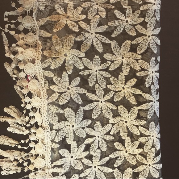 Clothes - Picture 6 of 8